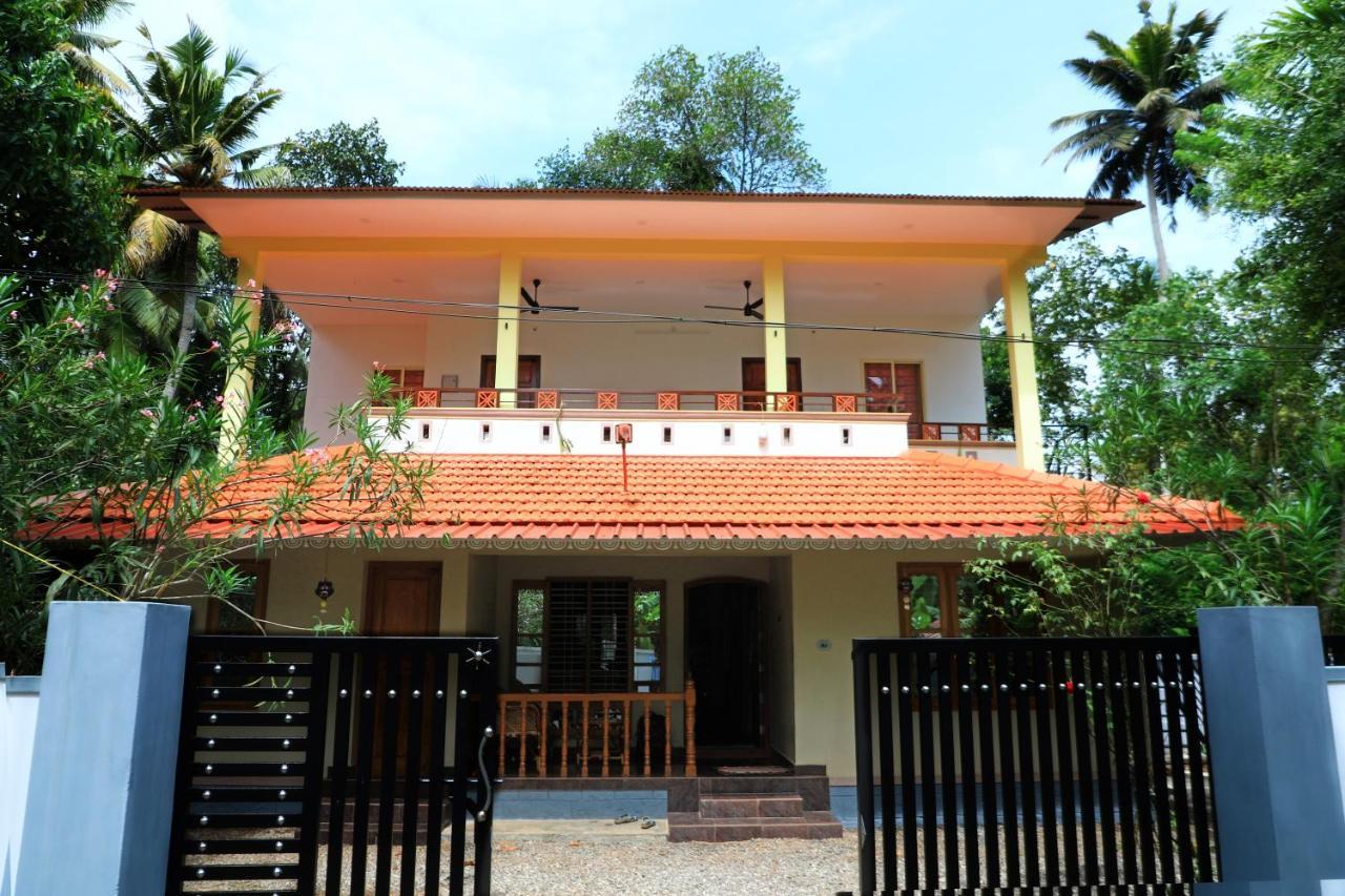 Munroe Vision Panakkattu Homestay Mundrothuruth Exterior foto