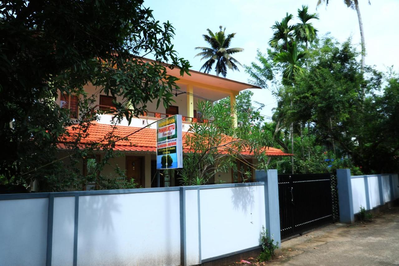 Munroe Vision Panakkattu Homestay Mundrothuruth Exterior foto